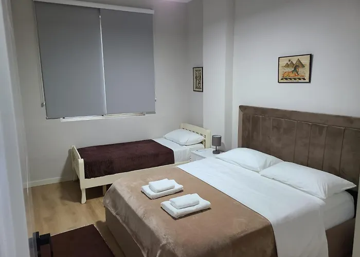Home Inn Apartaments 公寓 地拉那