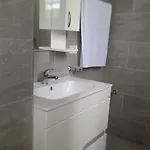 Home Inn Apartaments Apartman
