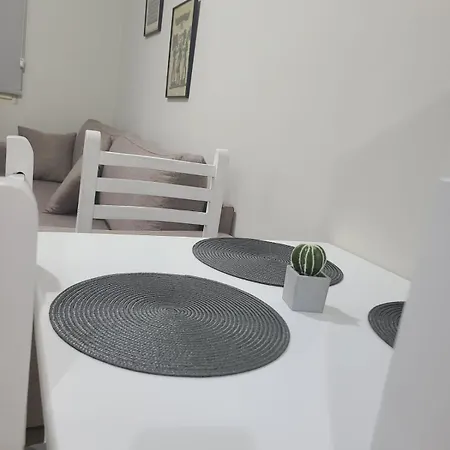 Home Inn Apartaments Daire *